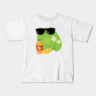 Cool frog on holiday Kids T-Shirt